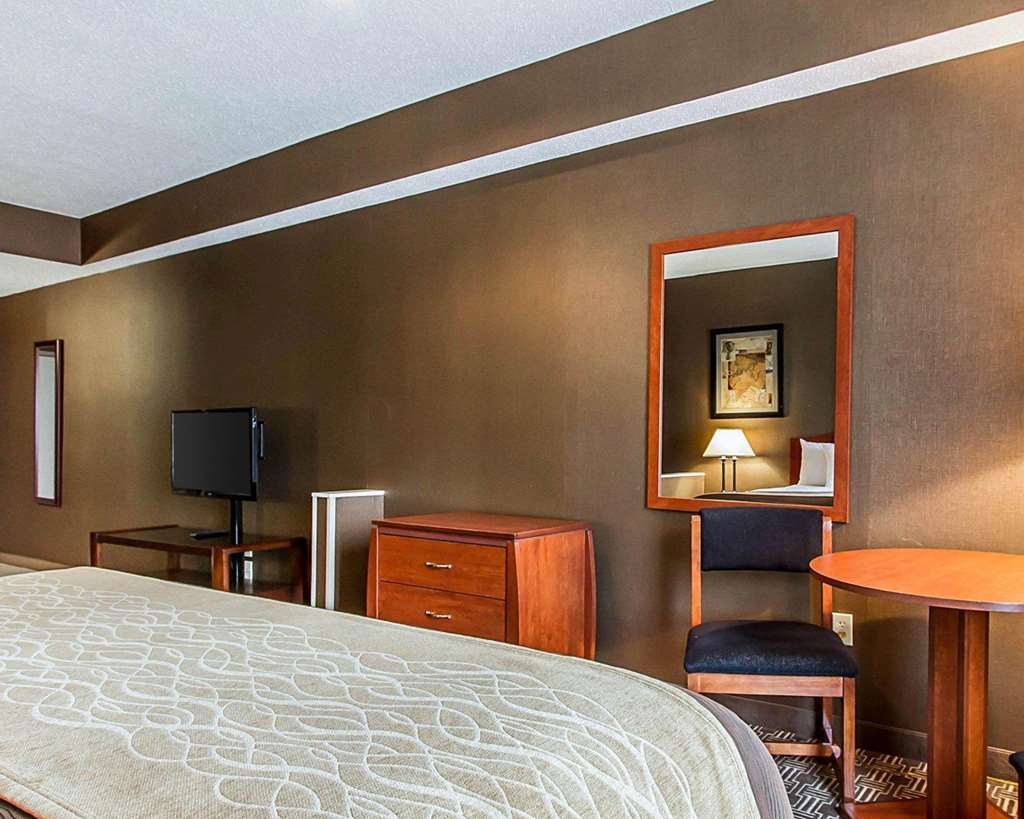 Quality Inn & Suites Benton - Draffenville Phòng bức ảnh
